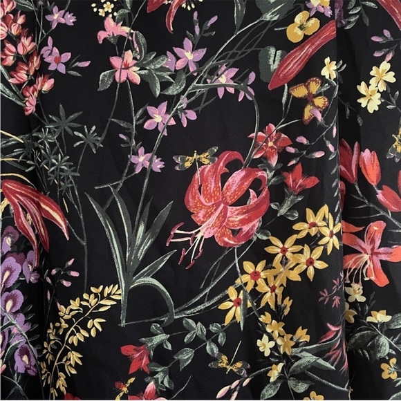 H&M Dark Floral Lillies Asymmetric Flowy Skirt - 8/M - Picture 7 of 7